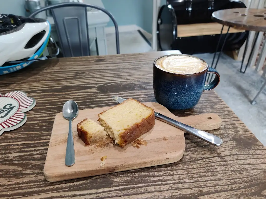 Vera & Ernie_Rathfriland_slider_image_2