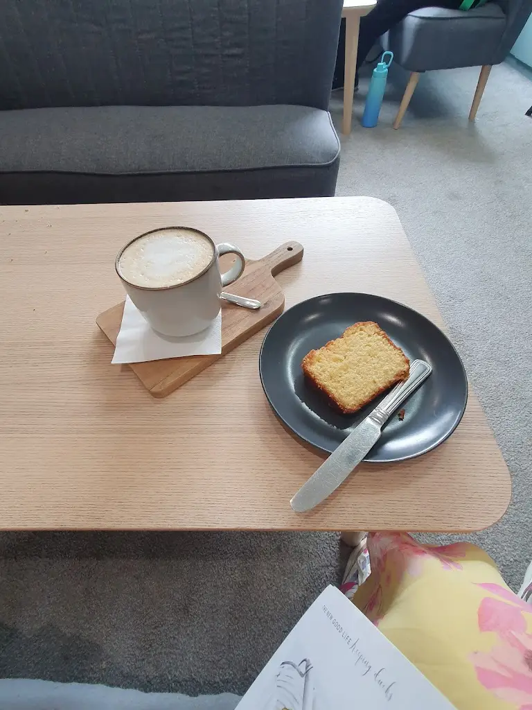 Vera & Ernie_Rathfriland_slider_image_3