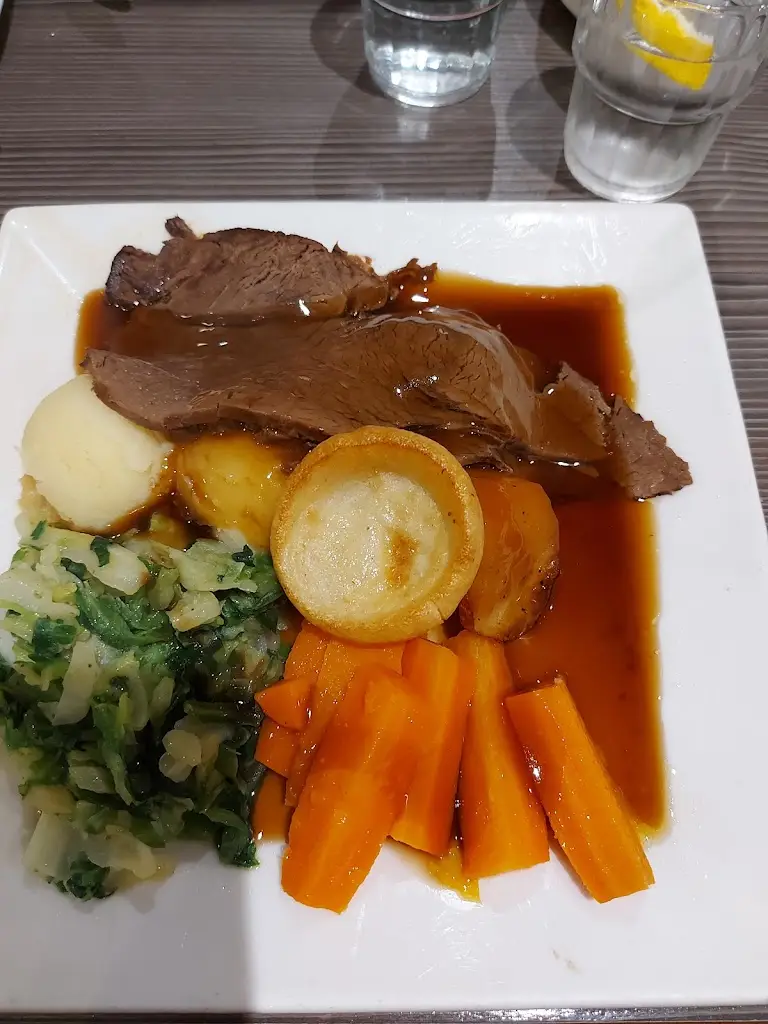 Yvonne Kirkham_Diamonds Restaurant_Rathfriland_review