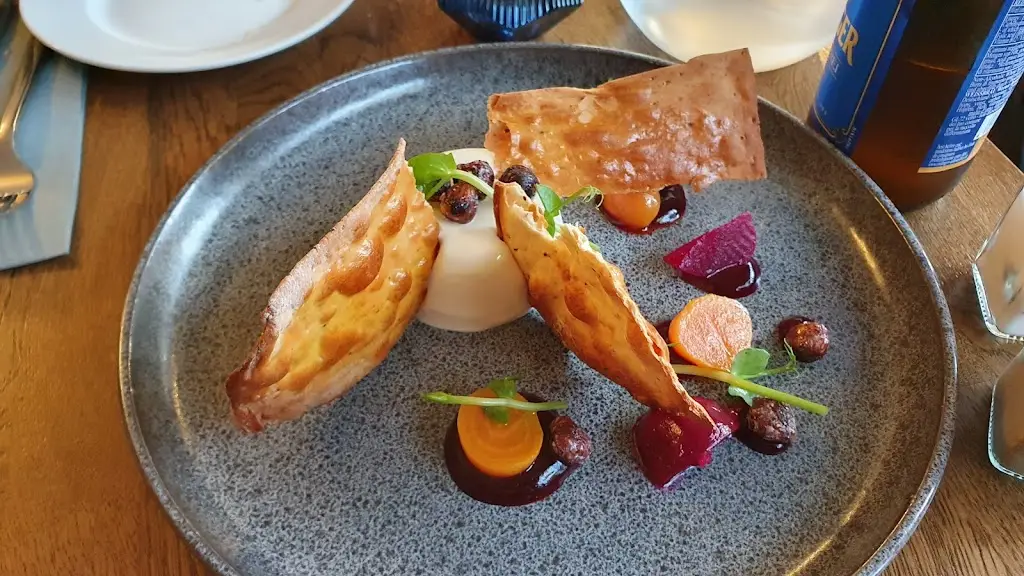 Neida Freitas_Courtneys Steakhouse_Rathfriland_review