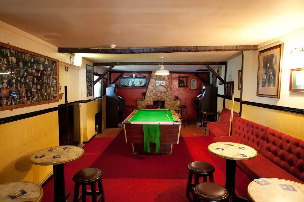 Killowen Bar_Rostrevor_slider_image_3