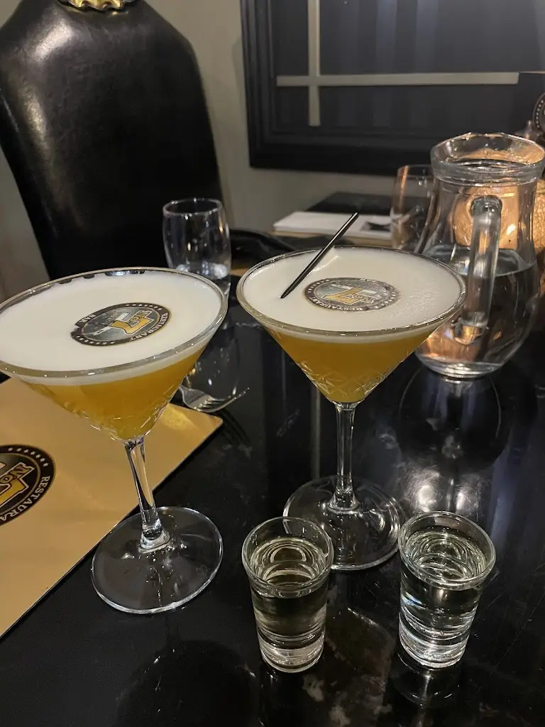 Lynda Dougan_No7 Duke Street (The Duke)_Warrenpoint_review