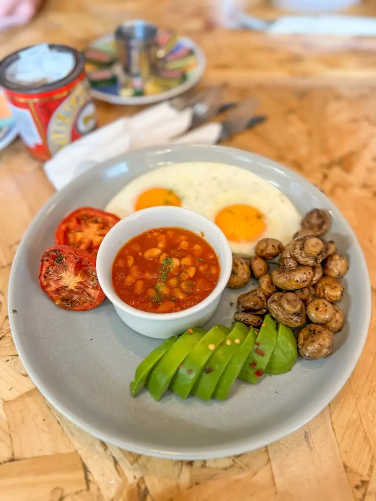 Ezekiel Samaila_Church Lane Coffee_Warrenpoint_review