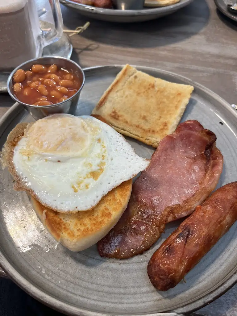 Emily Torr_Gather and Brew_Newry Mourne and Down_review