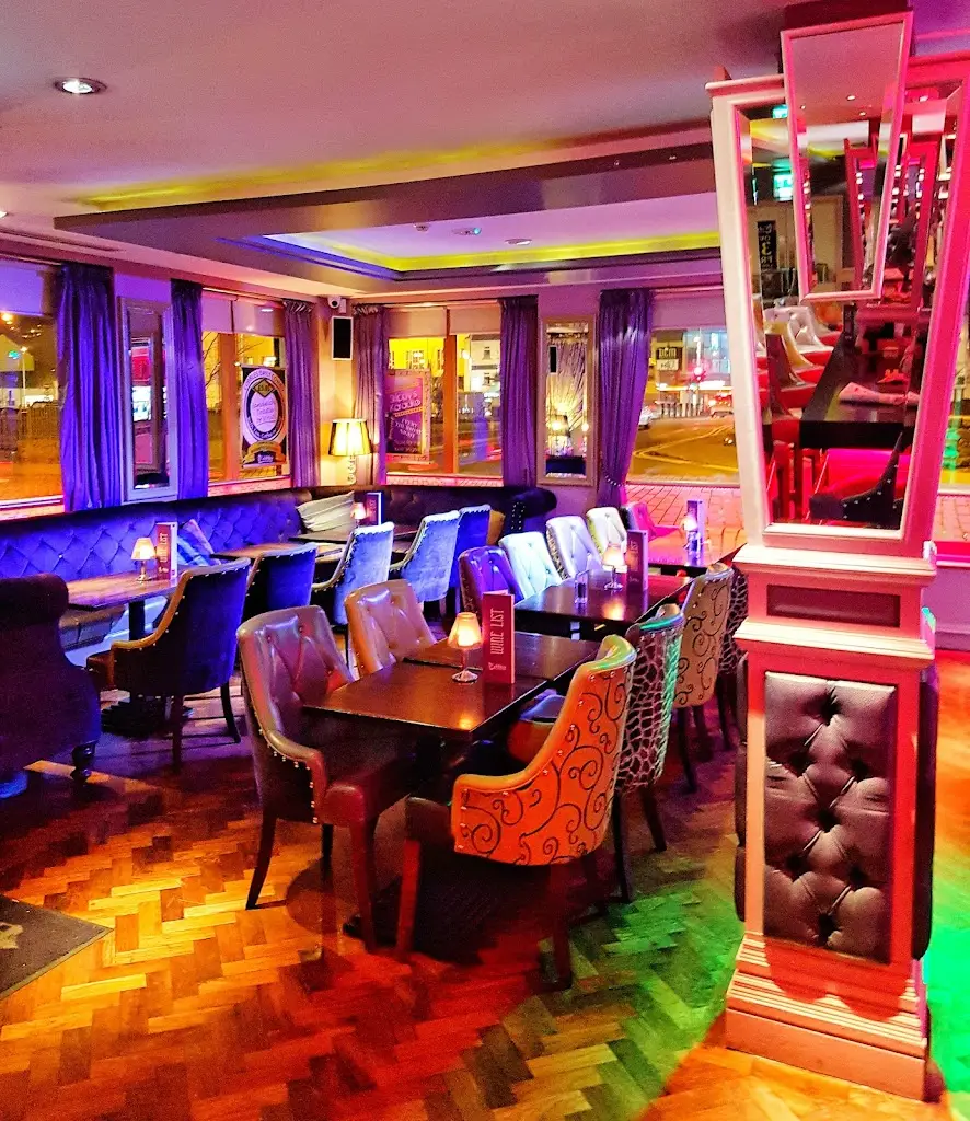 Cobbles Bar_Newry Mourne and Down_slider_image_3