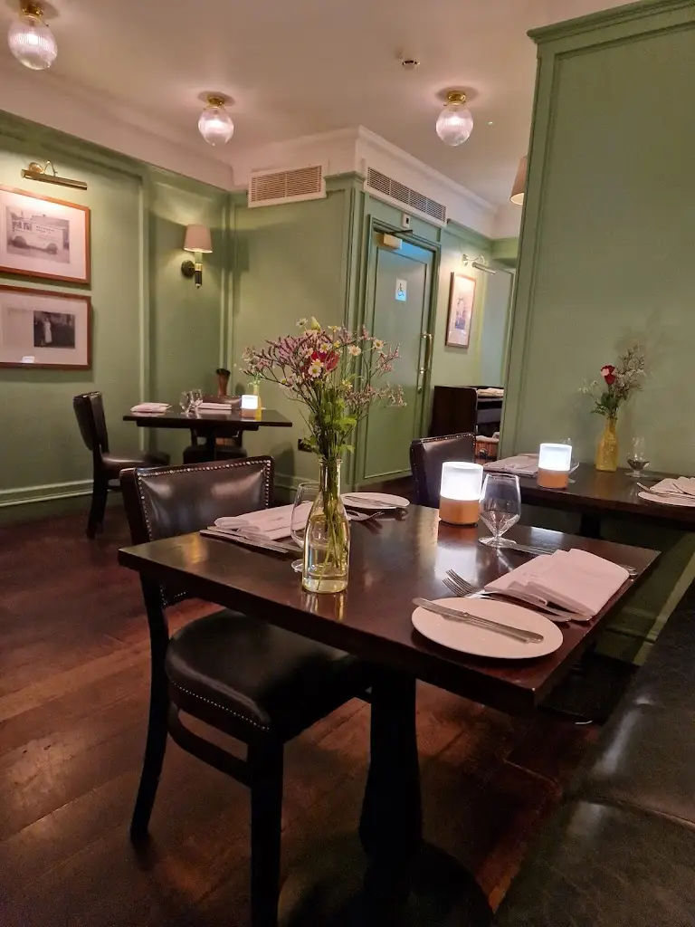 LYNDA CLACK_The Old Bank - Contemporary British Restaurant Westerham_Biggin Hill_review