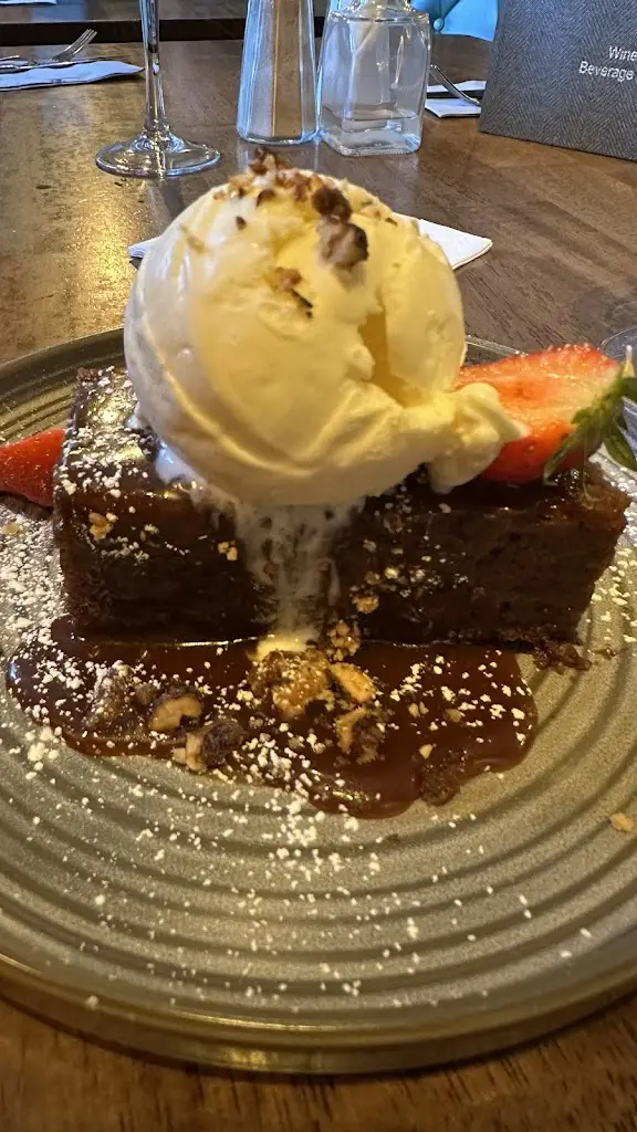 Ian Smith_Olderfleet Bar & Lounge_Larne_reseña