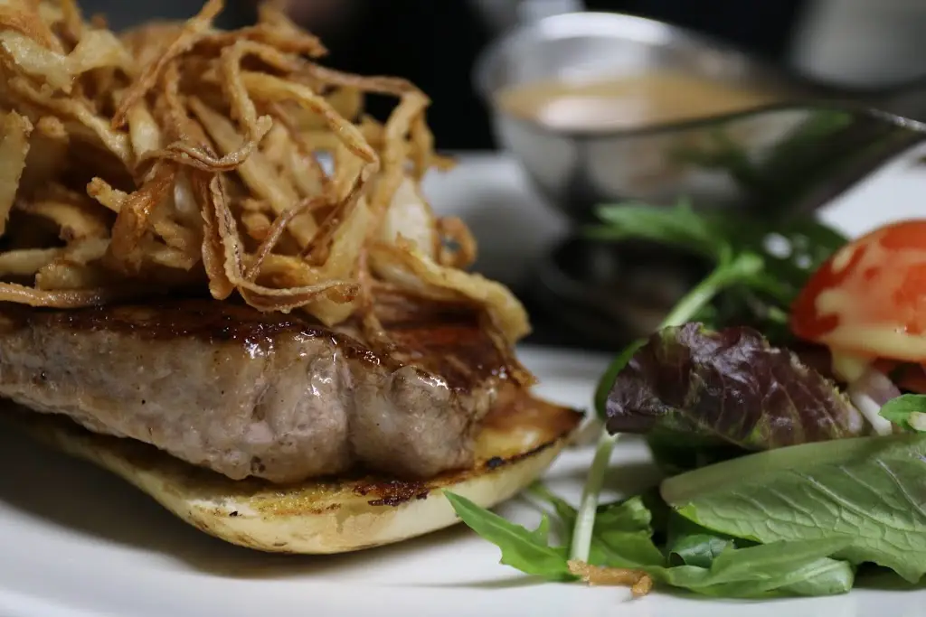 Chekkers Winebar_Larne_slider_image_3