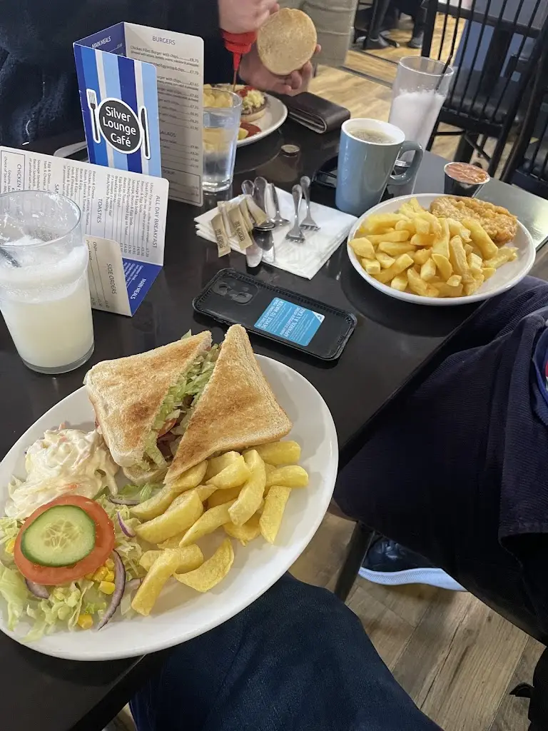 Matthew Morrison_Silver Lounge Cafe_Larne_review