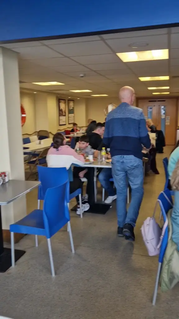 David Gillingham_Prom Cafe_Larne_review