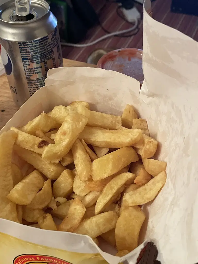 Civvy 69_Cape Cod Larne_Larne_review