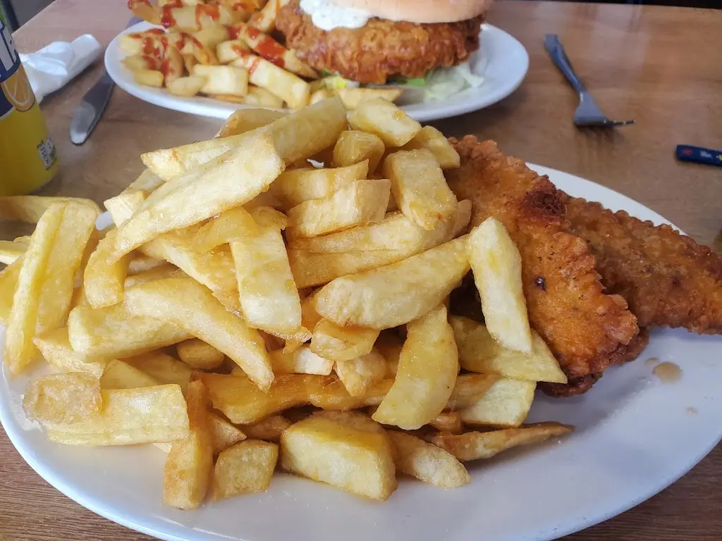 Dawn Ralph_D's Diner Fast Food & Carryout_Larne_review