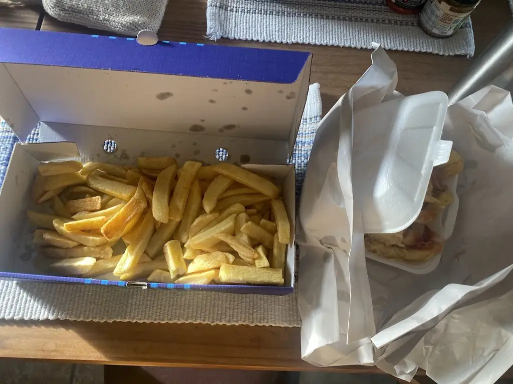 龚玲玲_Macs Chippy Larne_Larne_review