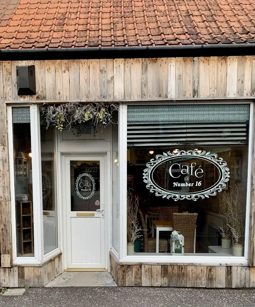 Cafe @ Number 16_Aberdour_slider_image_1