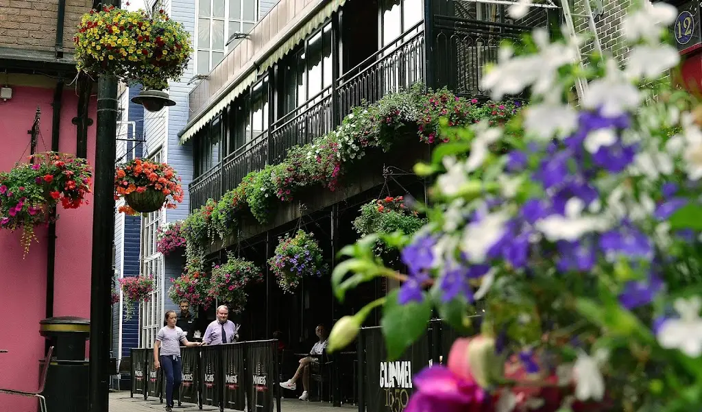 Rue_Omagh_slider_image_3