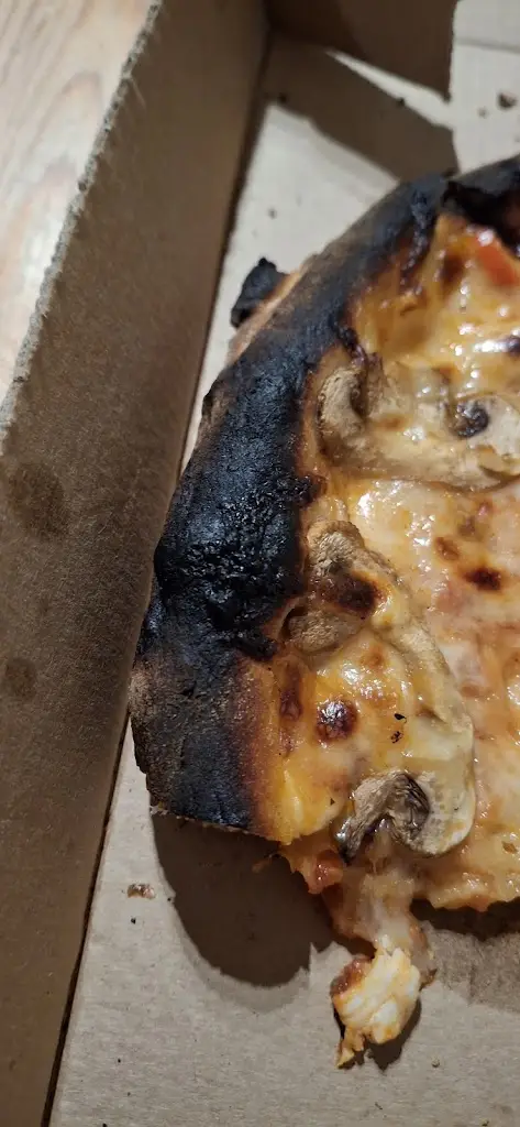 Bartlomiej Mikolajczyk_Pizzarama Omagh_Omagh_review