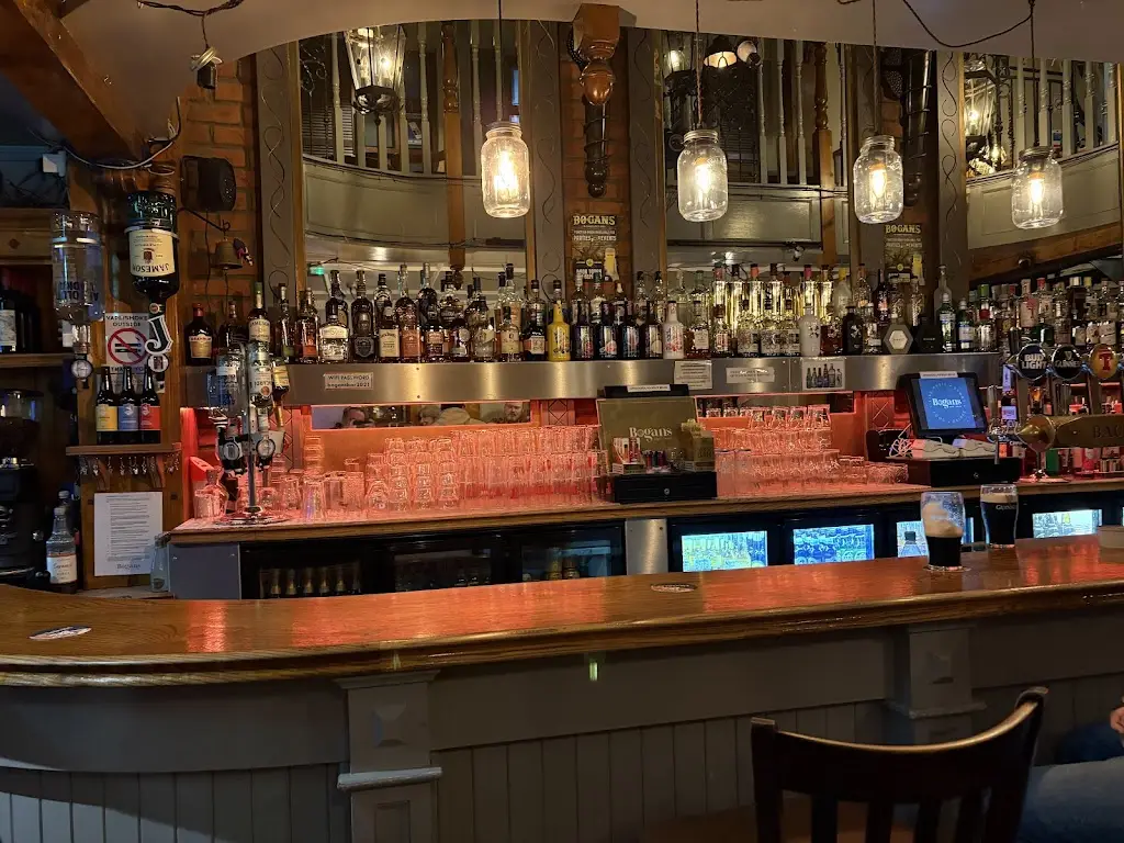 Bogan's Bar_Omagh_slider_image_3