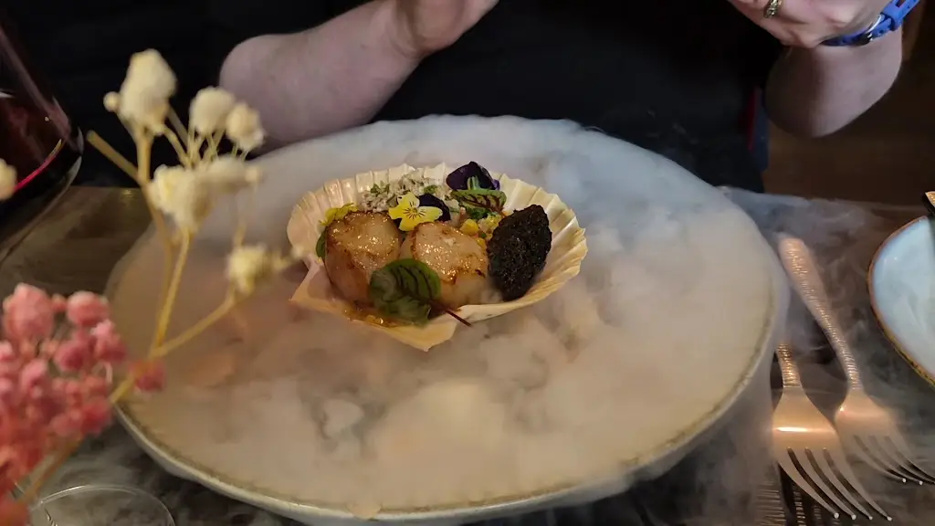 DeanZ’s Restaurant_Abernethy_slider_image_2