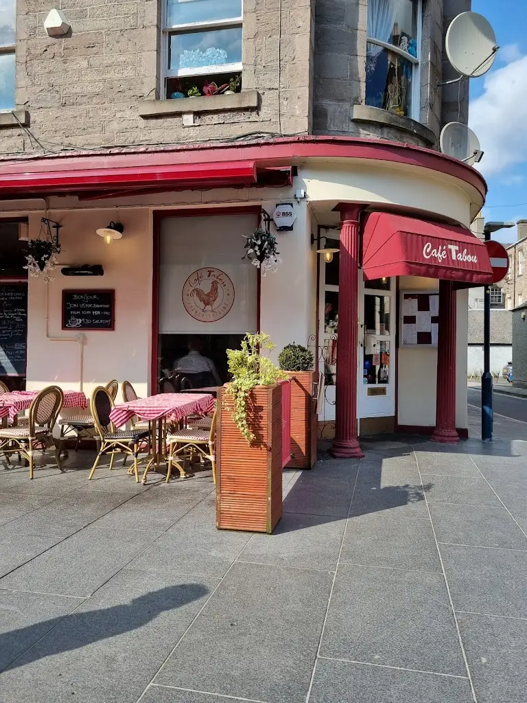 Cafe Tabou Restaurant in Abernethy
