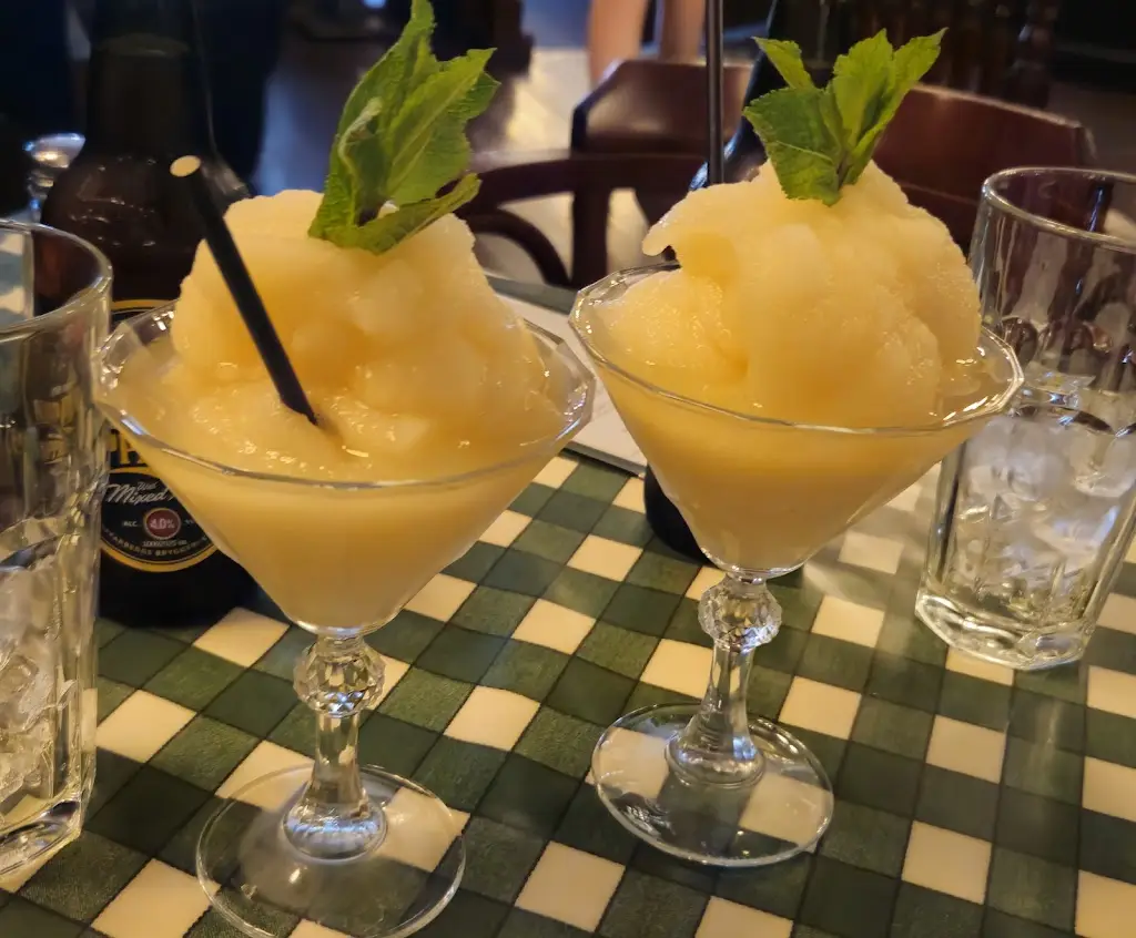 Menu_Paco's Restaurant_Abernethy_image_5