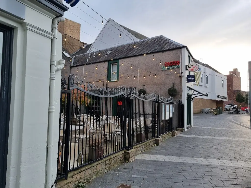 Paco's Restaurant_Abernethy_slider_image_3