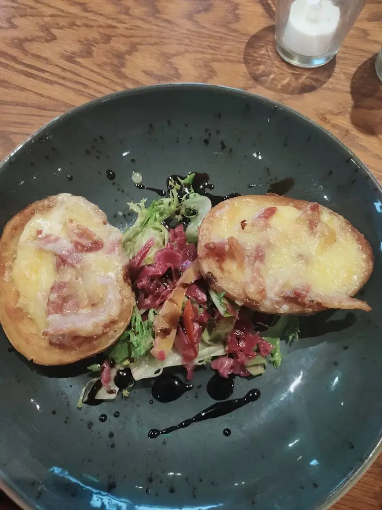 v g_Parkland 33_Strabane_review