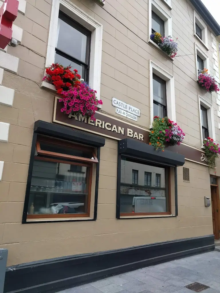 Dixies Bar restaurant à Strabane