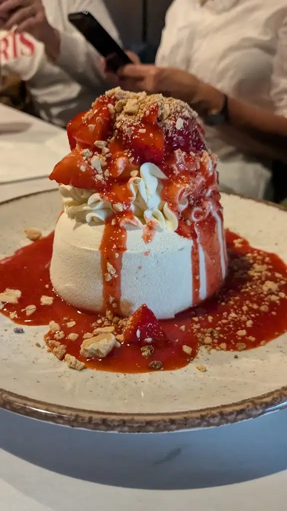 psycho girl_Bistro 19_Addiebrownhill_review