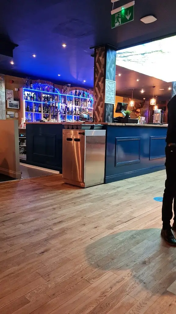 Aroma Restaurant & Bar restaurant in Addiebrownhill