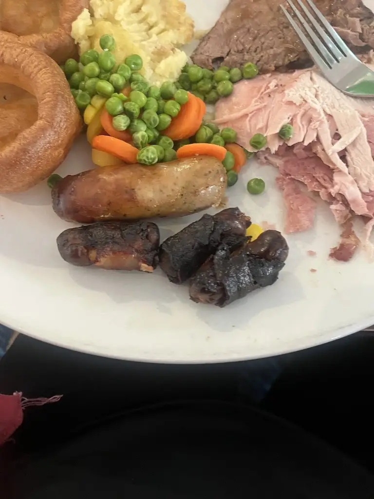 jade mcguigan_Brucefield Farm_Addiebrownhill_review