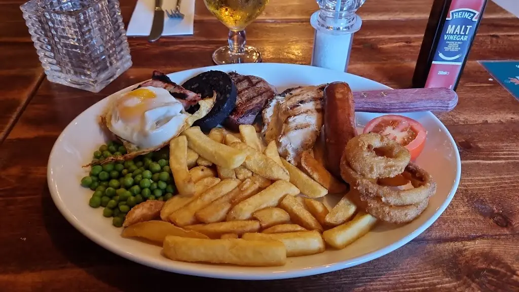 Martin Shaw-frost_Shepherds Rest_Aberdeenshire_review