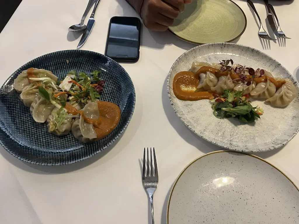 NIKHIL Deshpande_8848 Restaurant_Aberdeenshire_Bewertung