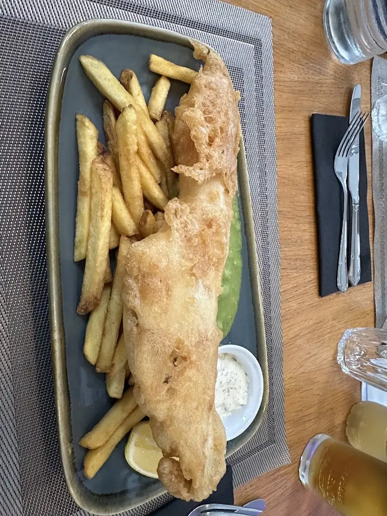 The Waterfront Restaurant_Aberfeldy_slider_image_2