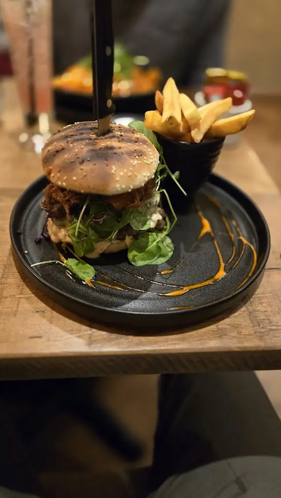 Inti lounge_Aberfeldy_slider_image_3