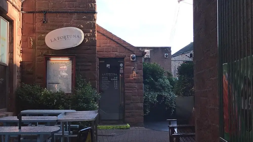 La Fortuna Restaurant and Pizzeria restaurant in Annan