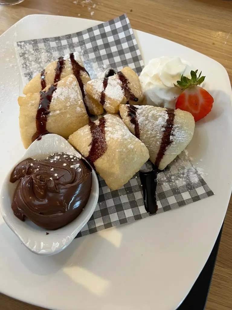 La Fortuna Restaurant and Pizzeria_Annan_slider_image_2