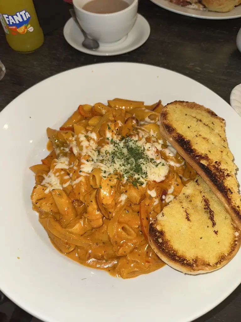 Stephanie ‘_Royal Oak Alloa_Alloa_review