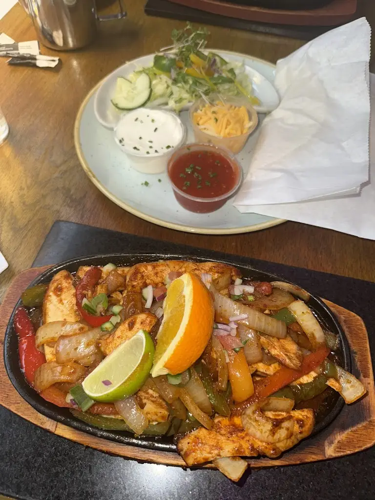 Stephanie ‘_The Woodsman Restaurant Fishcross Scotland_Alloa_review