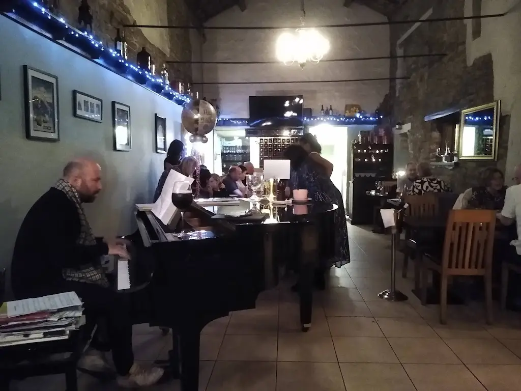 Bellini's Bar & Restaurant Restaurant in Billinge