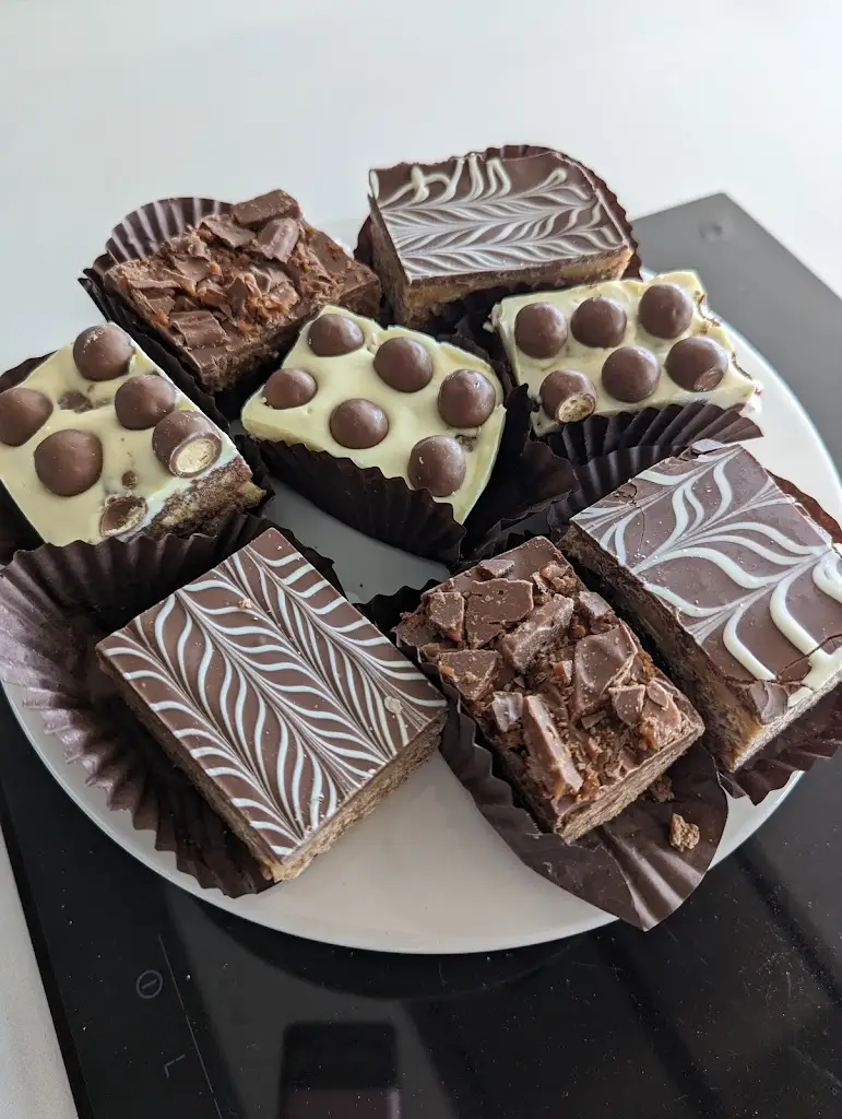 Helen Thom_Makers_Alloa_review