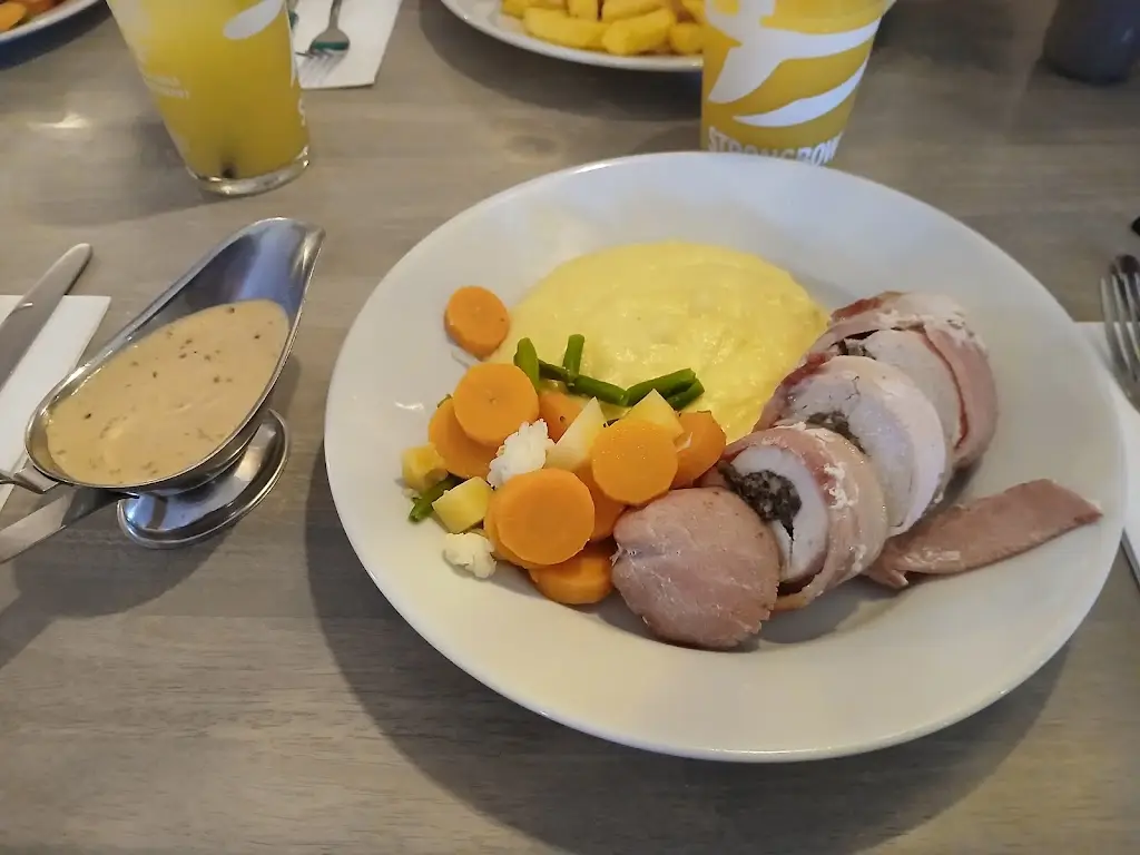 Pete Woolman_The Inn At Cambus_Alloa_review