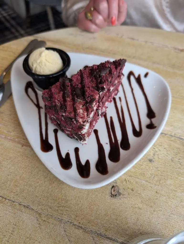 H Z_Alba the Restaurant and Claremont Hotel_Alloa_review