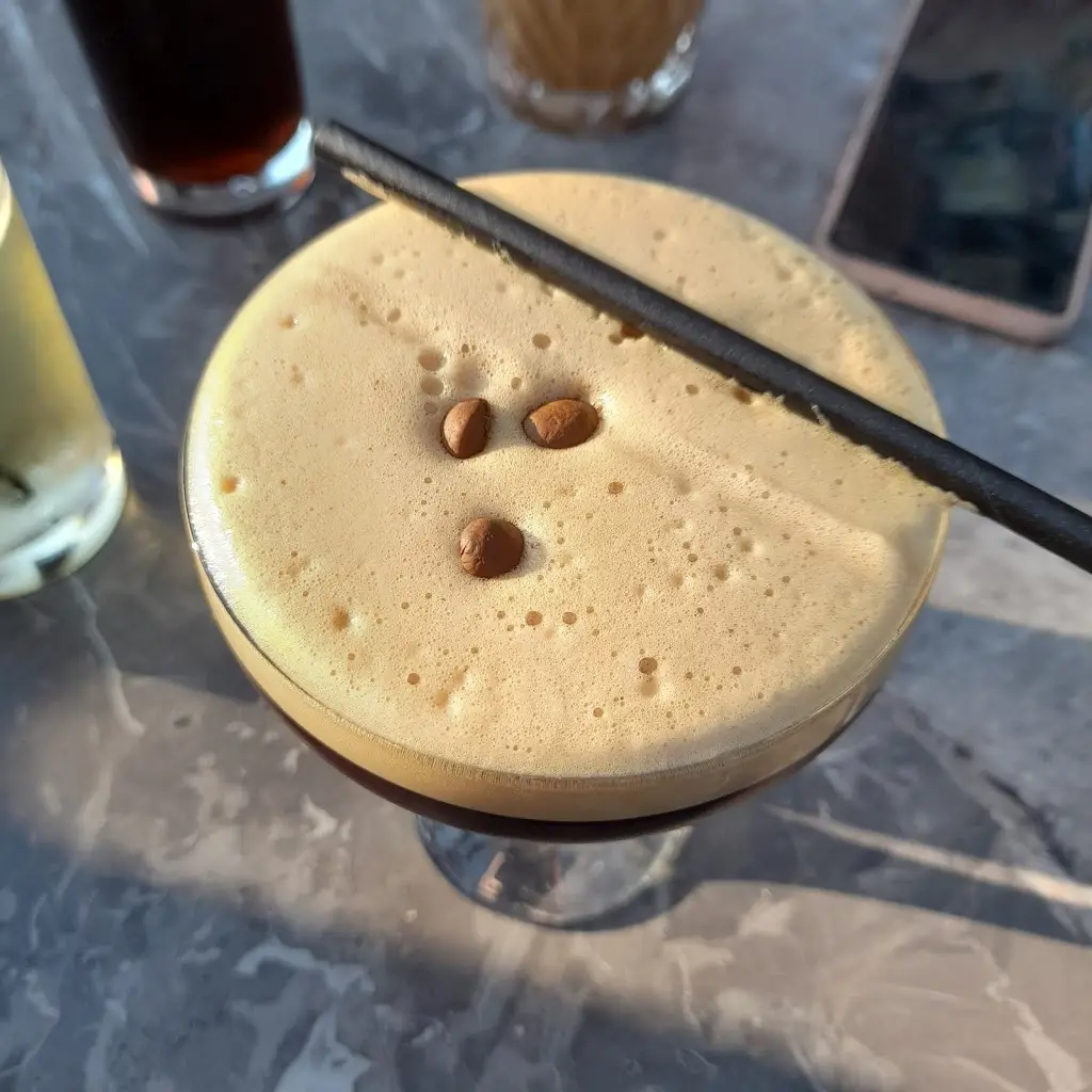 Vicky Norris_Babar Elephant_Billinge_recensione