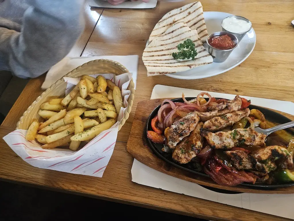 David Wallace_The No 5 Inn_Alva_recensione