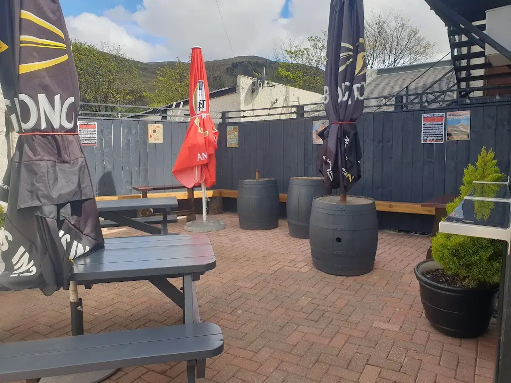 The Johnstone Arms Hotel_Alva_slider_image_3