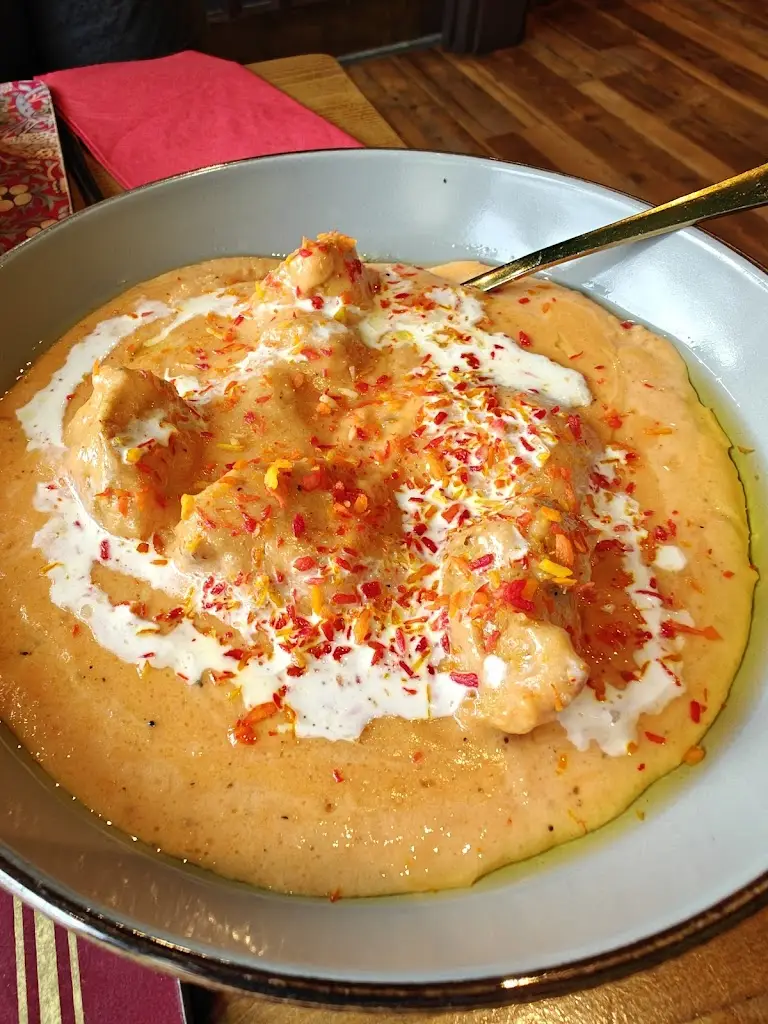 Jessi Holland_Cafe India Alness_Alness_Bewertung