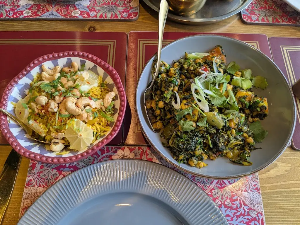 Cafe India Alness_Alness_slider_image_2