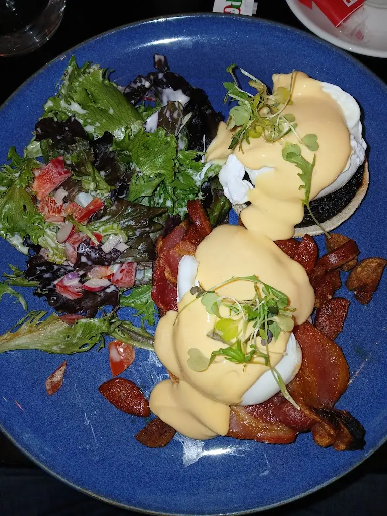 Piper Pete_The Old Cross Inn_Alyth_review