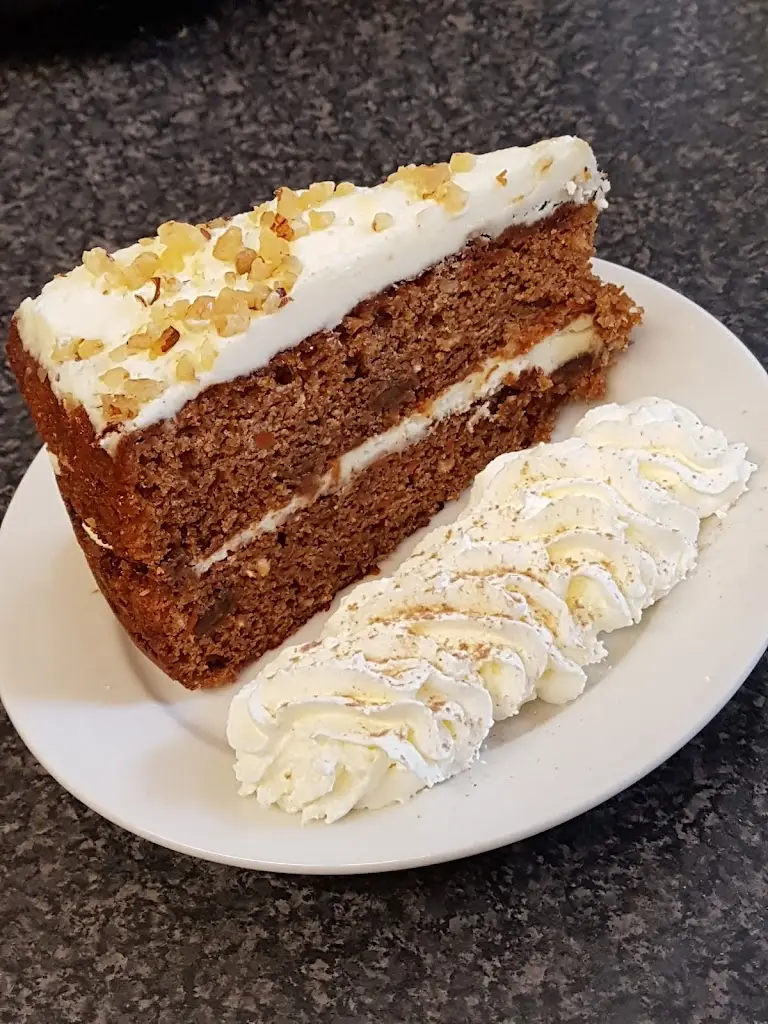 Café in the Square_Alyth_slider_image_2