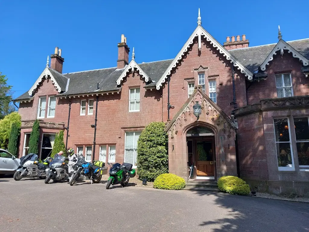 Lands of Loyal Hotel_Alyth_slider_image_1